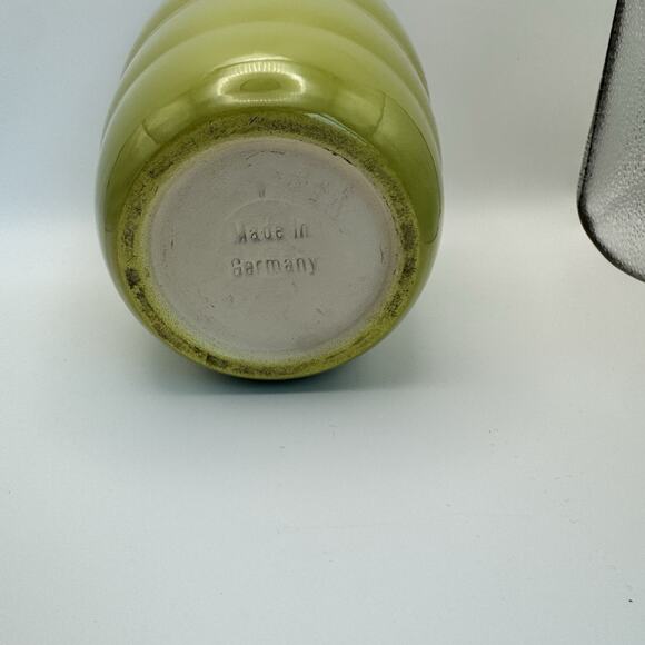 Pea Green Planter Made in Germany Ceramic Pot 5.25" Tall x 5" Wide - Picture 3 of 6